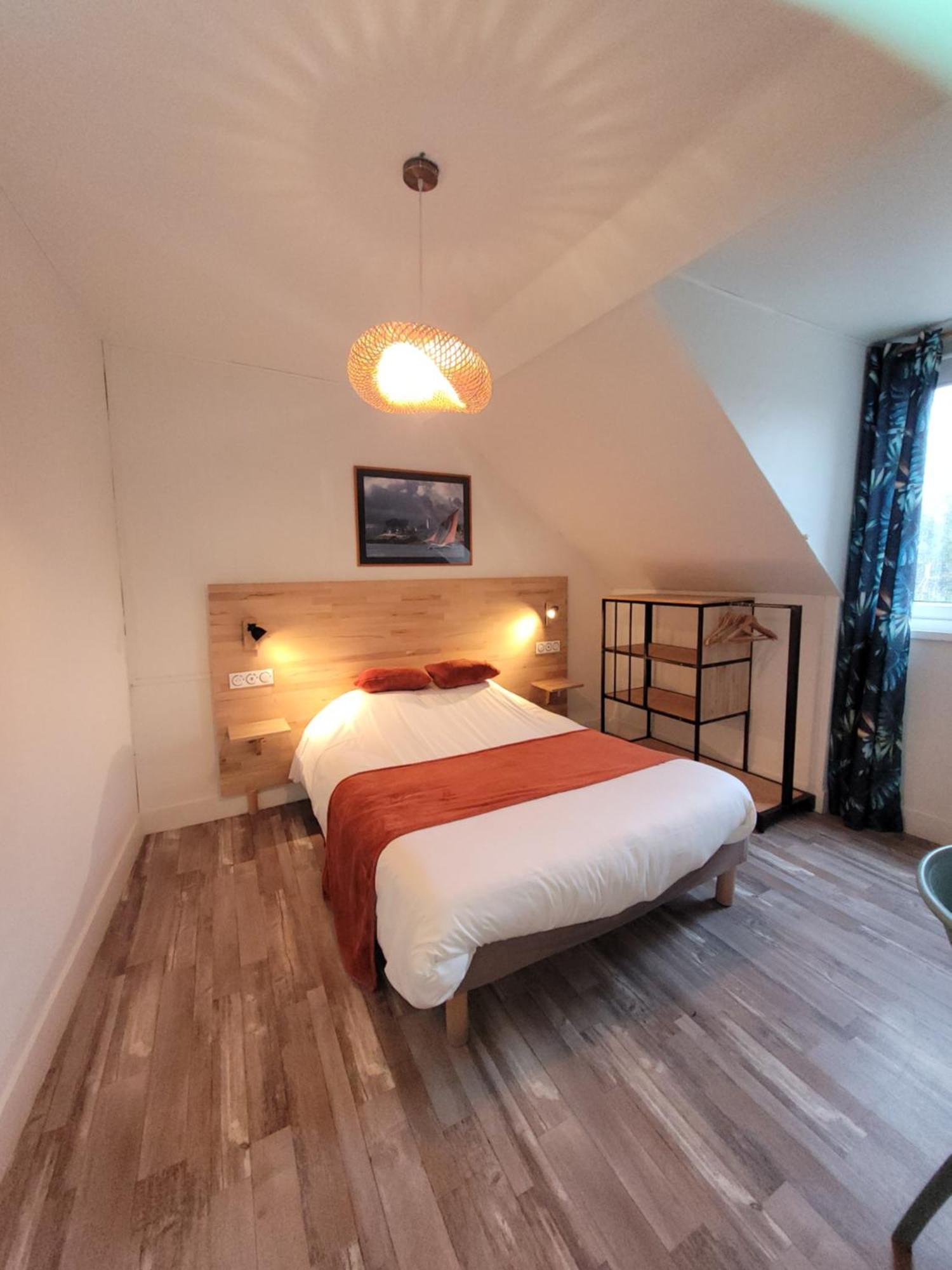 Le Petit Montmartre Hotel Dinard Luaran gambar