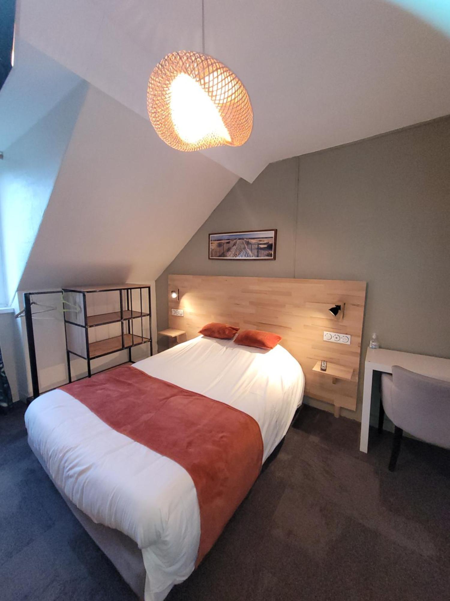 Le Petit Montmartre Hotel Dinard Luaran gambar